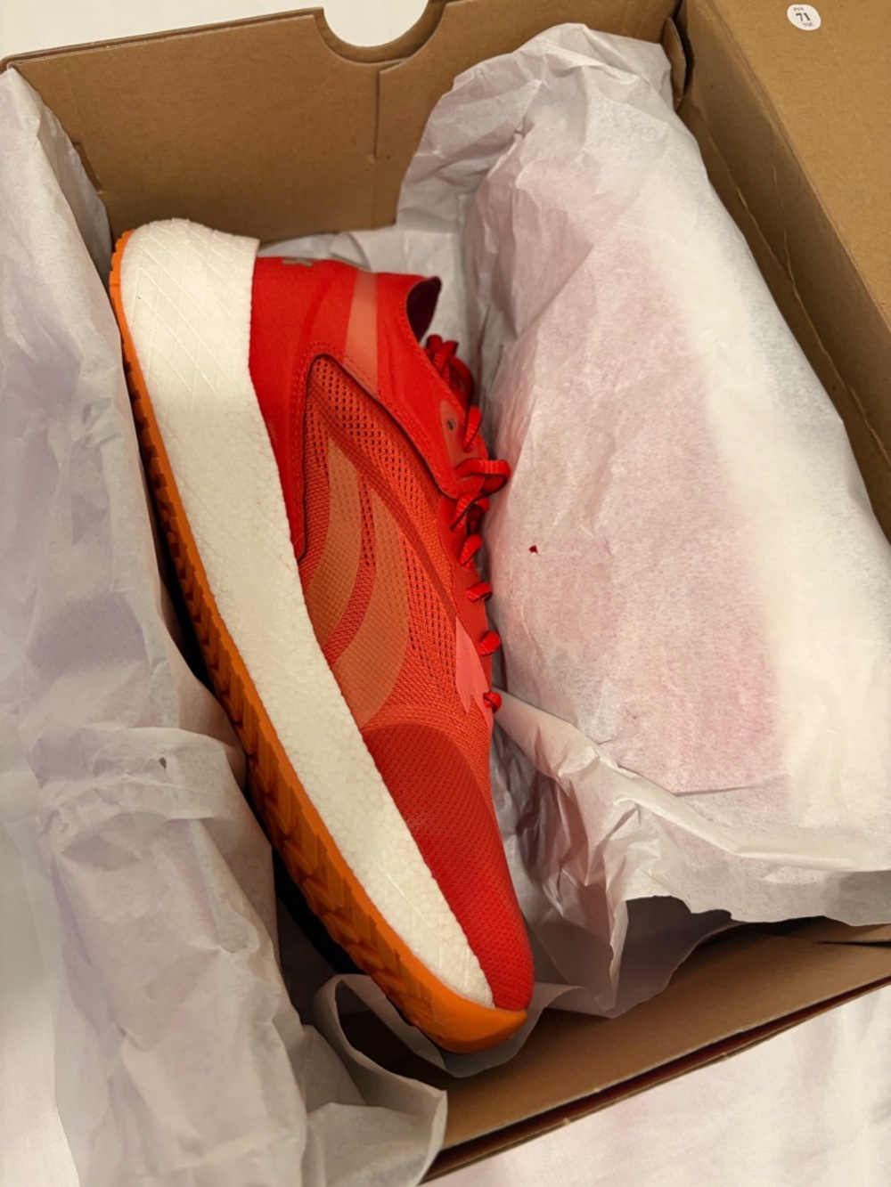 NWT Reebok Red and Orange Athletic Running Shoe 9.5